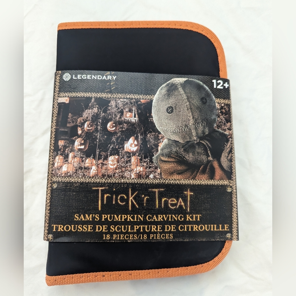 Trick or Treat pumpkin carving kit